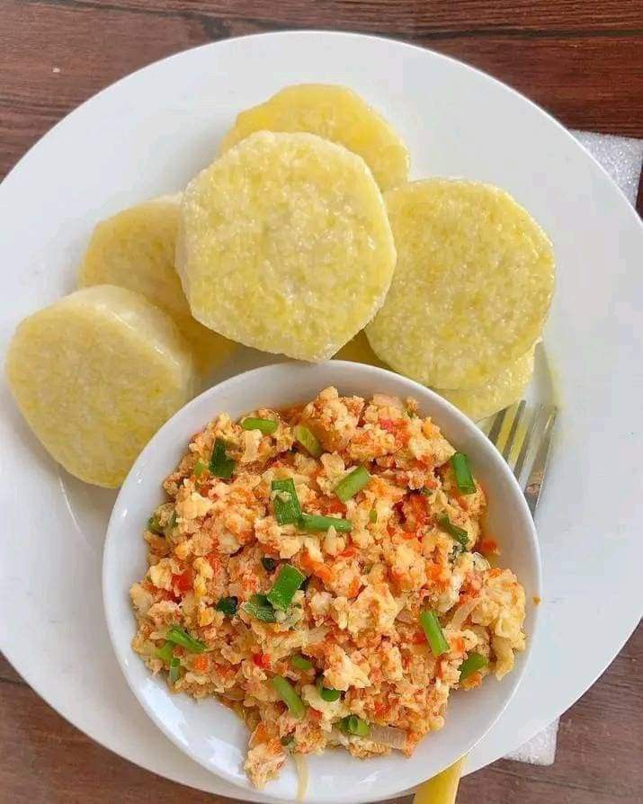 Fried/Boiled yam, Egg sauce