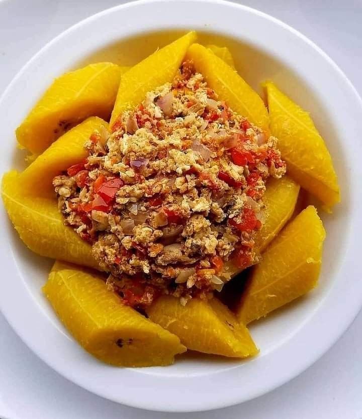 Boiled Plantain, Egg sauce